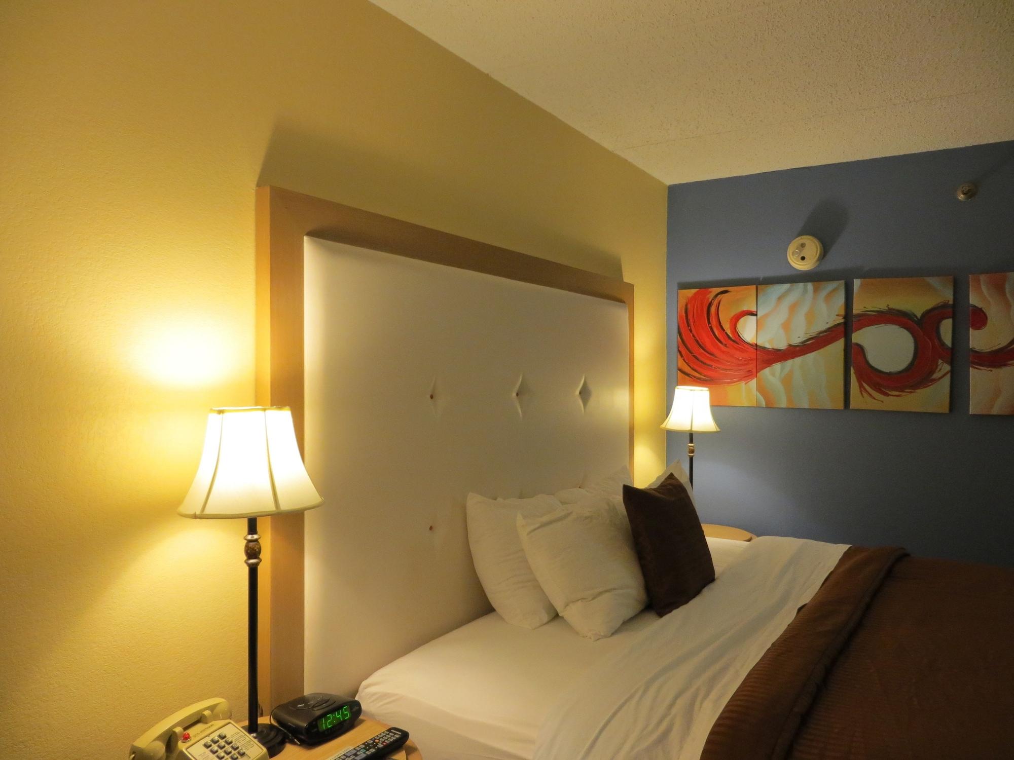 Days Inn Syracuse East Syracuse Bagian luar foto