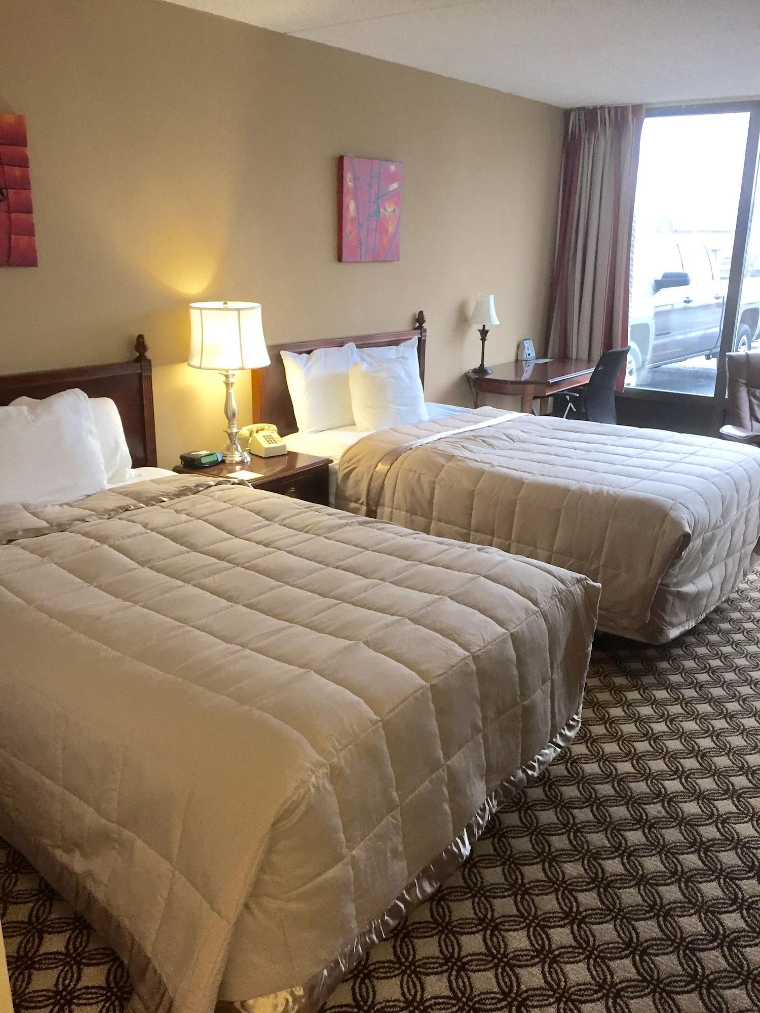 Days Inn Syracuse East Syracuse Bagian luar foto