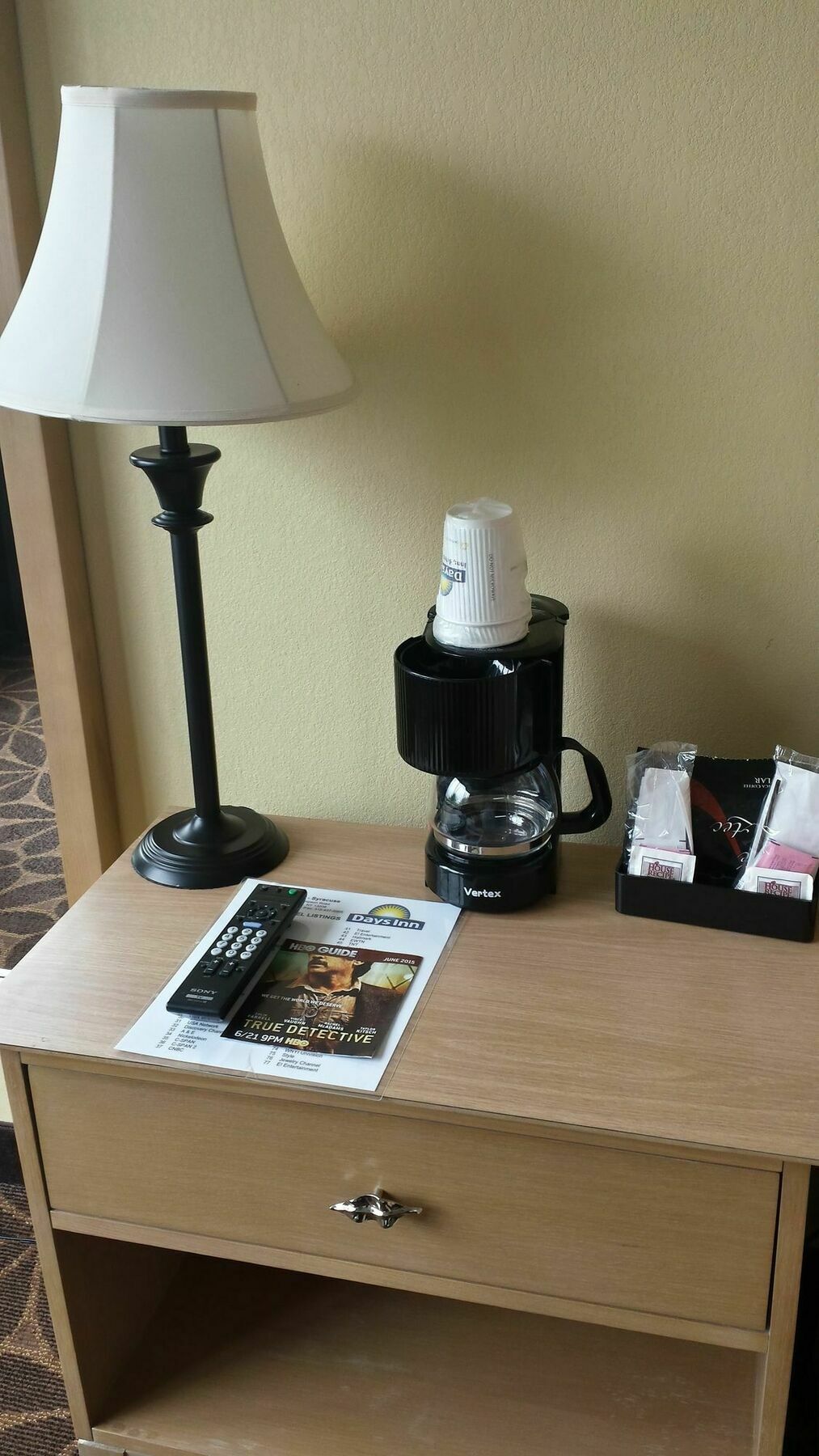 Days Inn Syracuse East Syracuse Bagian luar foto