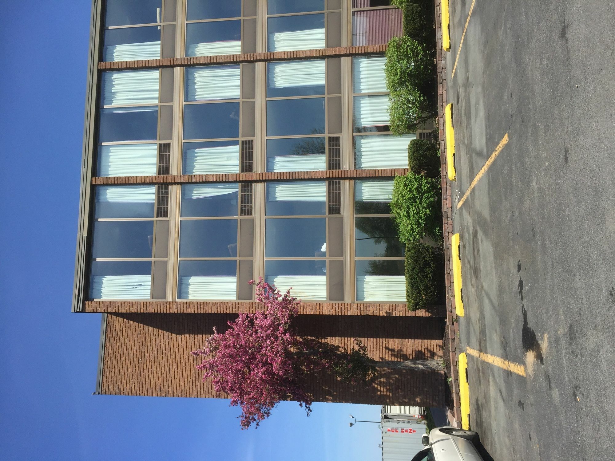 Days Inn Syracuse East Syracuse Bagian luar foto