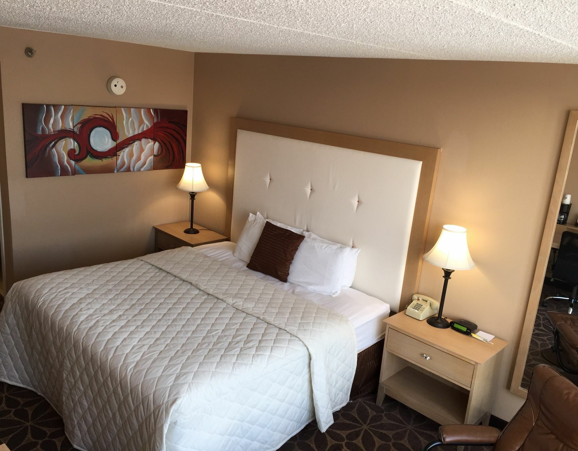 Days Inn Syracuse East Syracuse Bagian luar foto